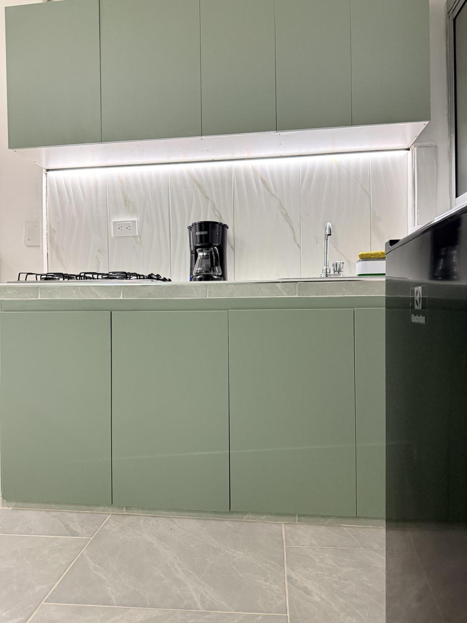 Apartamento Loft Host Partner Cerca Al Aeropuerto,Expofuturo Y Ukumari Pereira Exterior foto